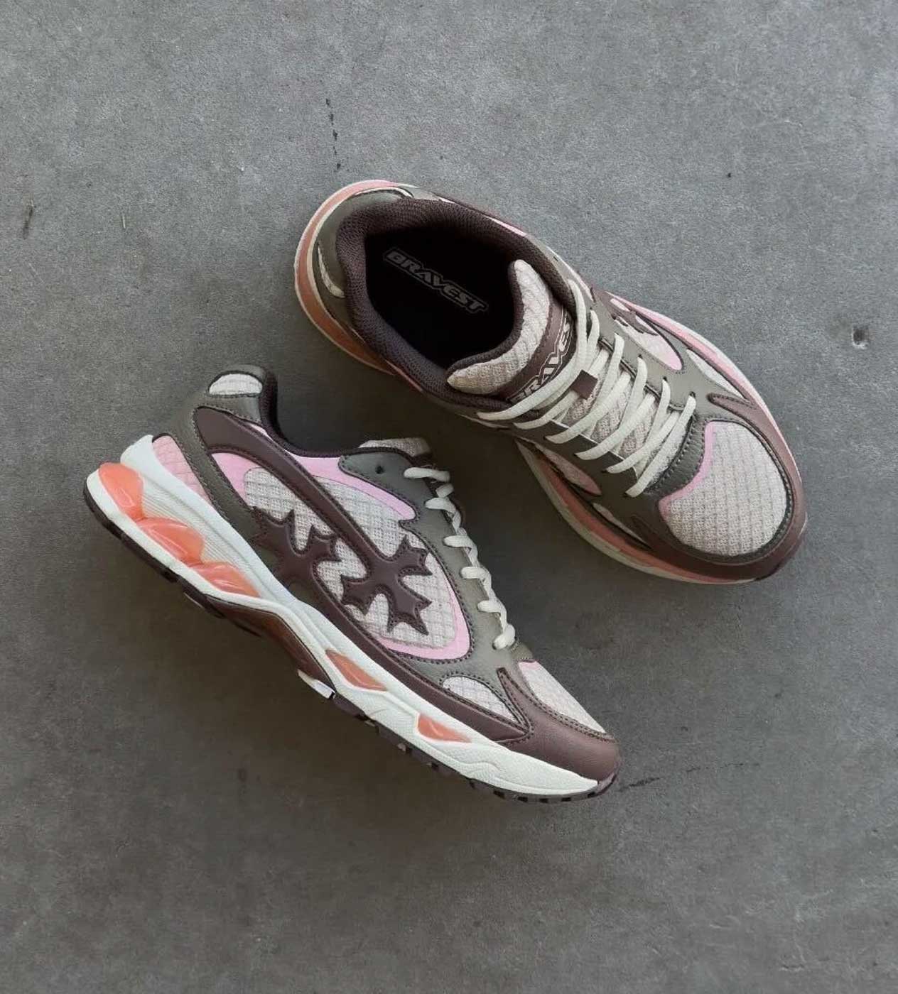 Bravest Studios Cherry Kross Kountry Runner Brown/Pink