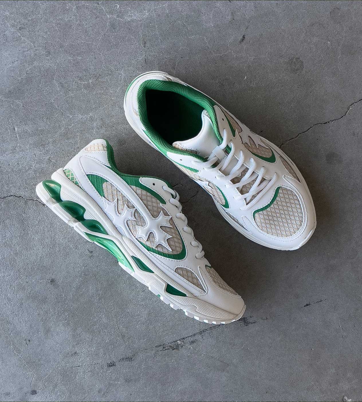 Bravest Studios Spring Green Kross Kountry Runner