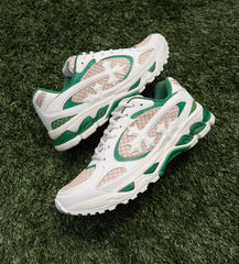 Bravest Studios Spring Green Kross Kountry Runner