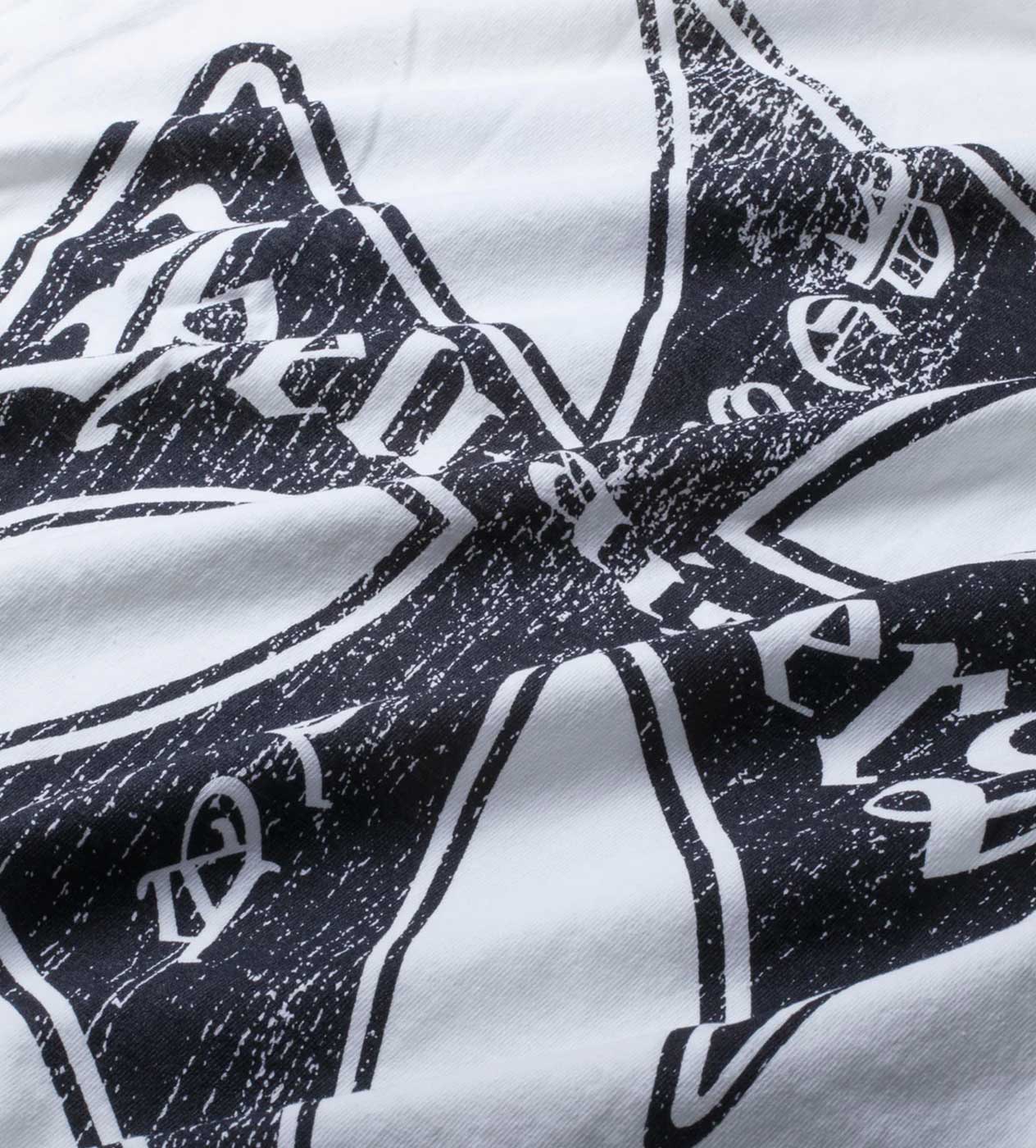 Pieces Hellraiser Tee White